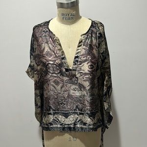 Vintage Love dull charmeuse tunic with hi/Lohengrin. One size.